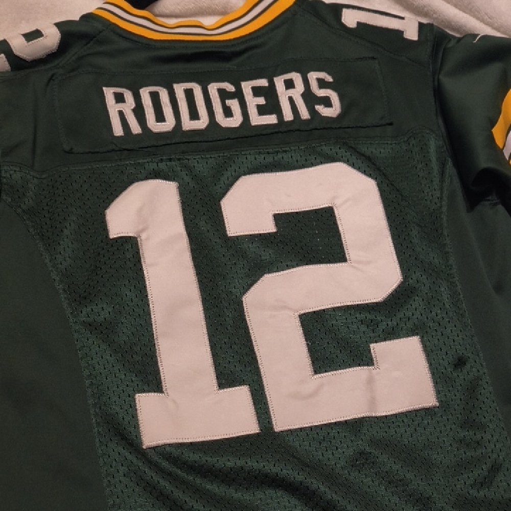 Nike  Green Bay Packers Aaron Rodgers Jersey - Picture 3 of 3